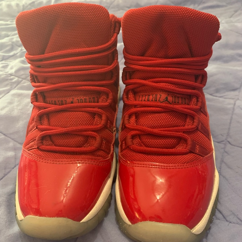JORDAN 11 RETRO 'WIN '96'